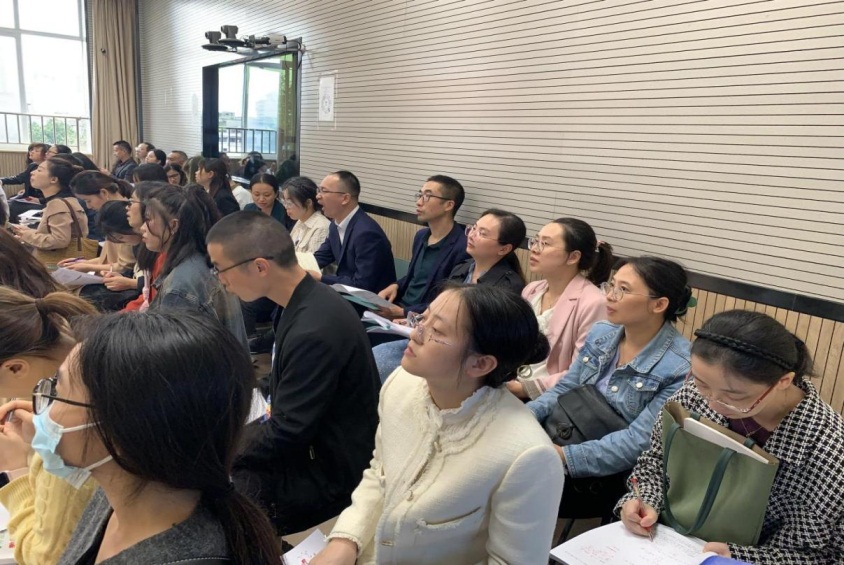 我校初三数学组教师赴成都市石室联合中学观摩学习